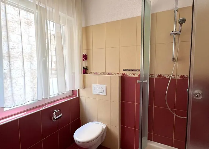 Apartman Storija, Center, 1 Min From Ferry Vis
